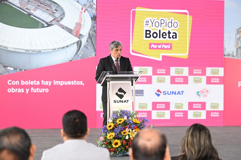 ViceMinistro_Erick-Lahura.jpg